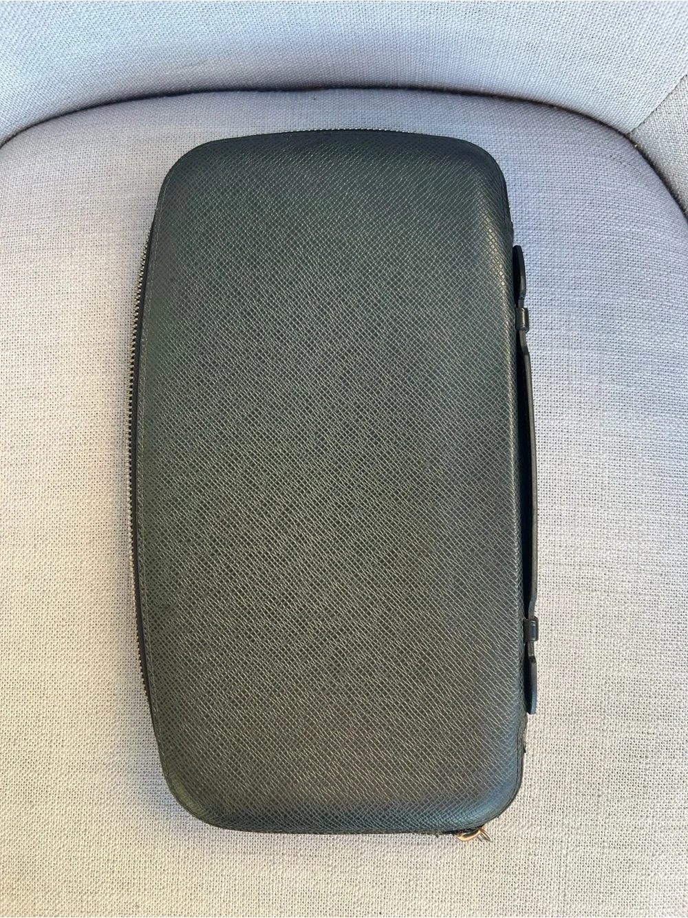 Louis Vuitton Taiga leather Atoll travel organizer in black